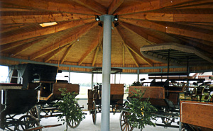 52a735f83b55974e7c00066d_Kutschen-Pavilion.jpg